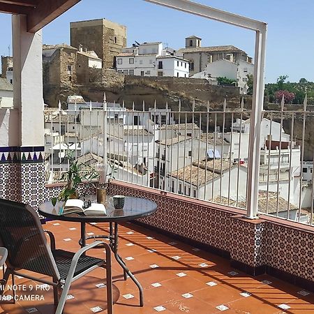 Casa De Las Lanzas Setenil De Las Bodegas Екстер'єр фото