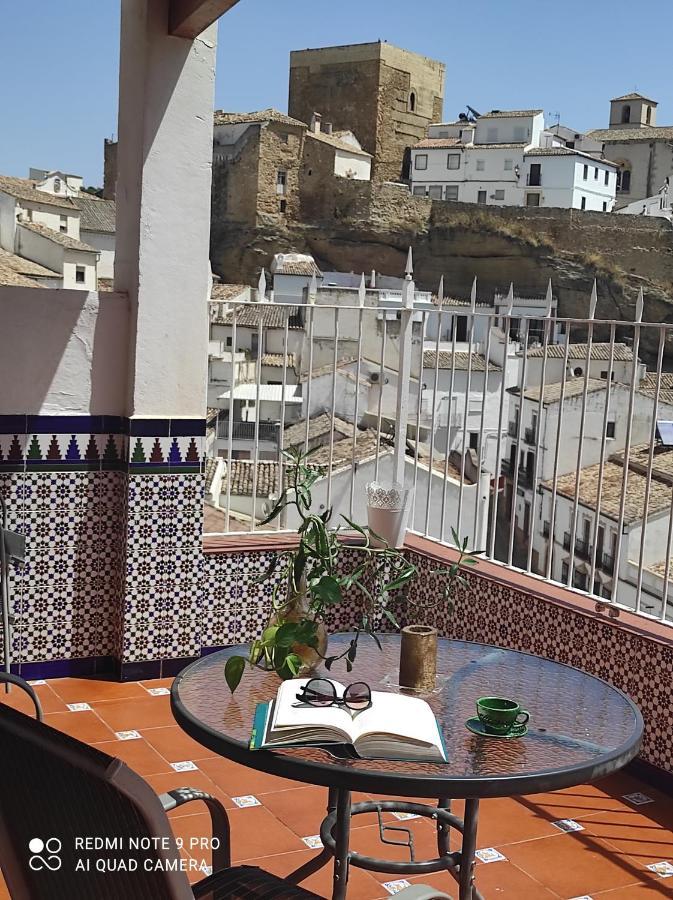 Casa De Las Lanzas Setenil De Las Bodegas Екстер'єр фото